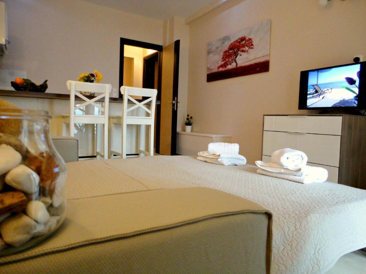 Galini Beach Studios And Penthouse Mesongí Eksteriør bilde